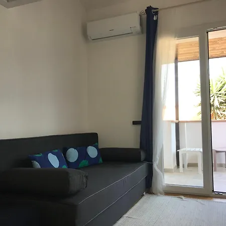 With Sea View Terrace With Direct Sea Access *