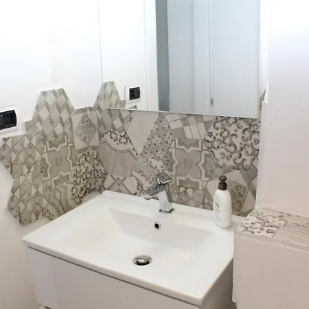 Σπίτι διακοπών Alise Holidays 6 *