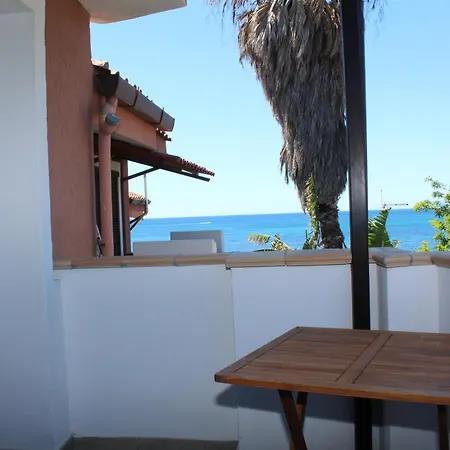 With Sea View Terrace With Direct Sea Access *